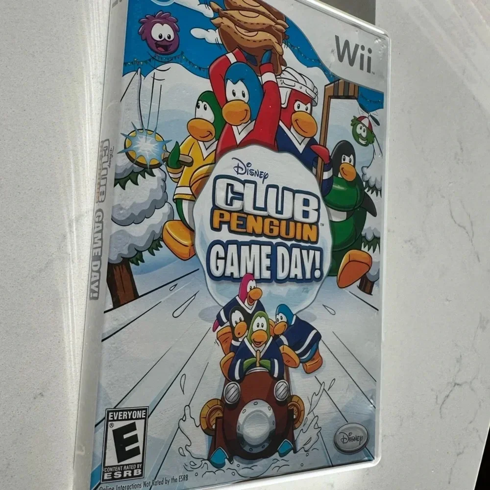 Nintendo Wii Club Penguin Game Day complete game with manual